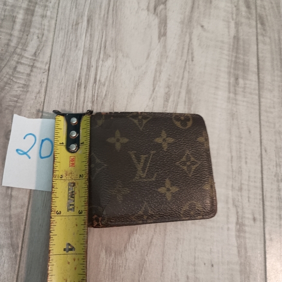 Authentic Louis Vuitton Multiple Wallet Monogram Canvas Authentic - Picture 11 of 11